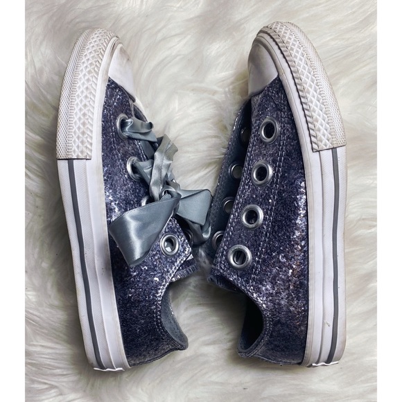childrens silver glitter converse